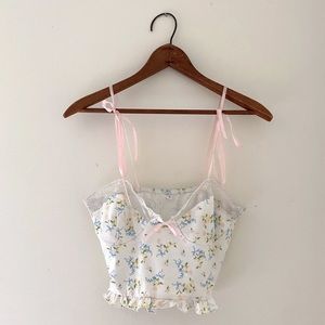 🎀 feminine floral summer top • pink ribbon • lace • lettuce hem